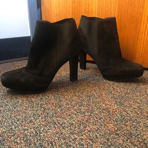 Via Spiga Black heeled booties